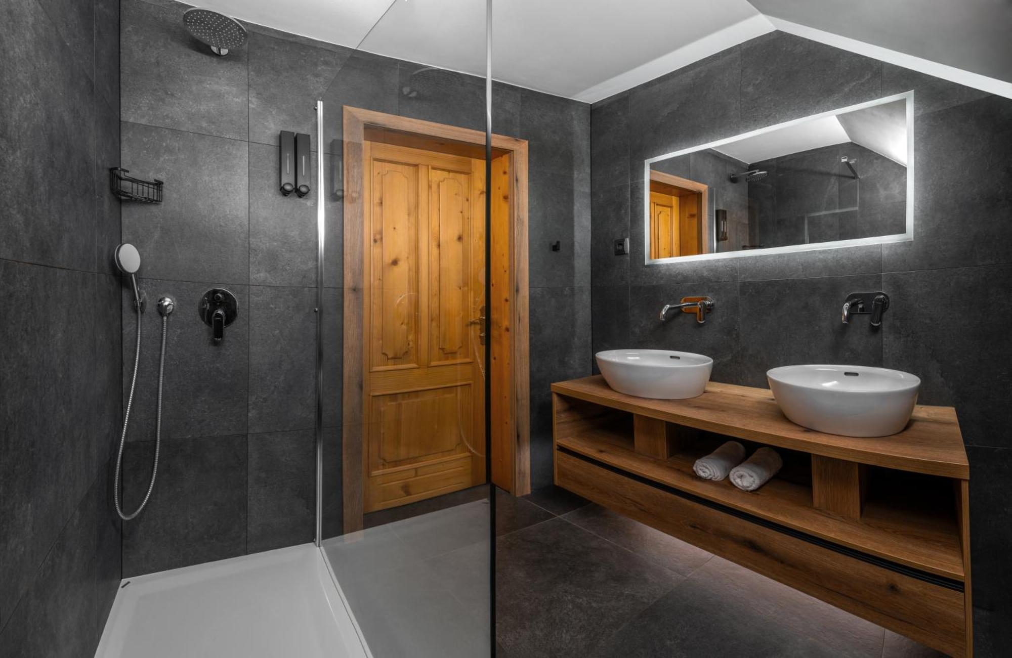 Vila Grad Bled - Sauna & Hot Tub Экстерьер фото